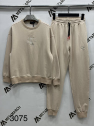 Спортивні костюми жіночі оптом