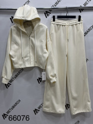 Спортивные костюмы женские оптом 