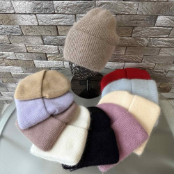 Шапки жіночі оптом