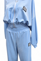 Спортивні костюми жіночі оптом