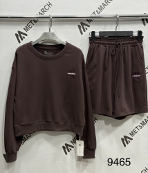 Спортивні костюми жіночі оптом