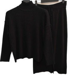 Костюми жіночі оптом