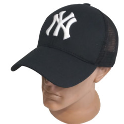 Кепки чоловічі оптом