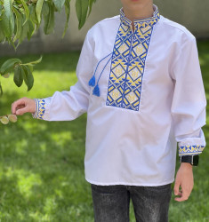 Вишиванки дитячі оптом 