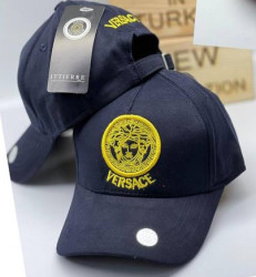 Кепки жіночі оптом