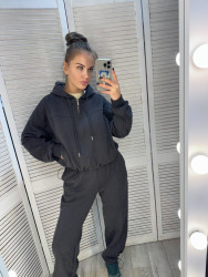 Спортивні костюми жіночі оптом