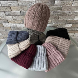 Шапки жіночі оптом