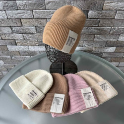 Шапки жіночі оптом