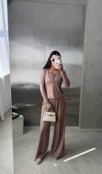 Костюми жіночі оптом