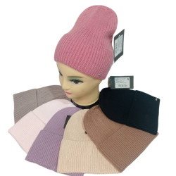 Шапки жіночі оптом 