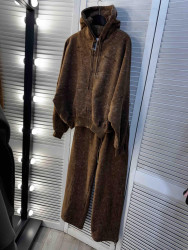 Спортивні костюми жіночі оптом