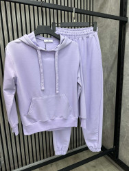 Спортивні костюми жіночі оптом ---