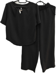 Костюми жіночі оптом