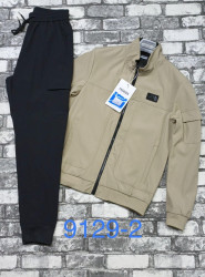 Спортивні костюми чоловічі оптом