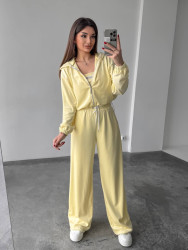 Спортивні костюми жіночі оптом