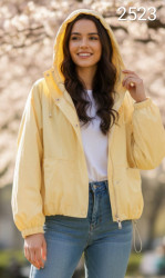 Вітровки жіночі оптом