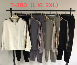 Спортивні костюми жіночі оптом