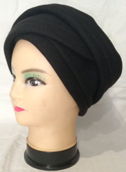 Шапки жіночі оптом 