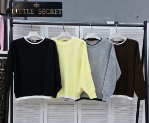 Светри жіночі оптом --