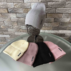 Шапки жіночі оптом