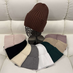 Шапки жіночі оптом