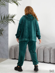 Спортивні костюми жіночі оптом