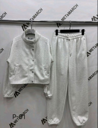 Спортивні костюми жіночі оптом 