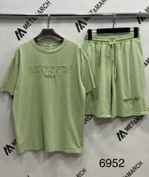 Спортивні костюми жіночі оптом